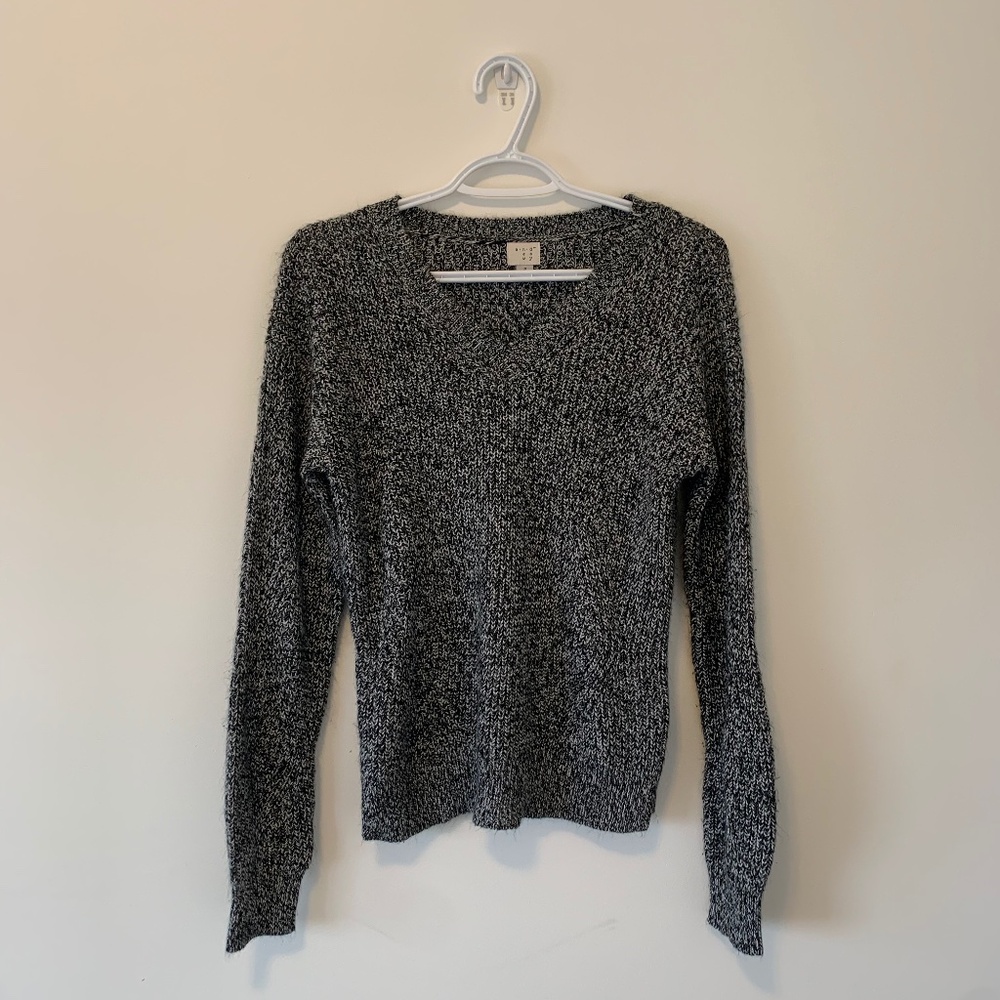 Cozy sweater - Barely Worn